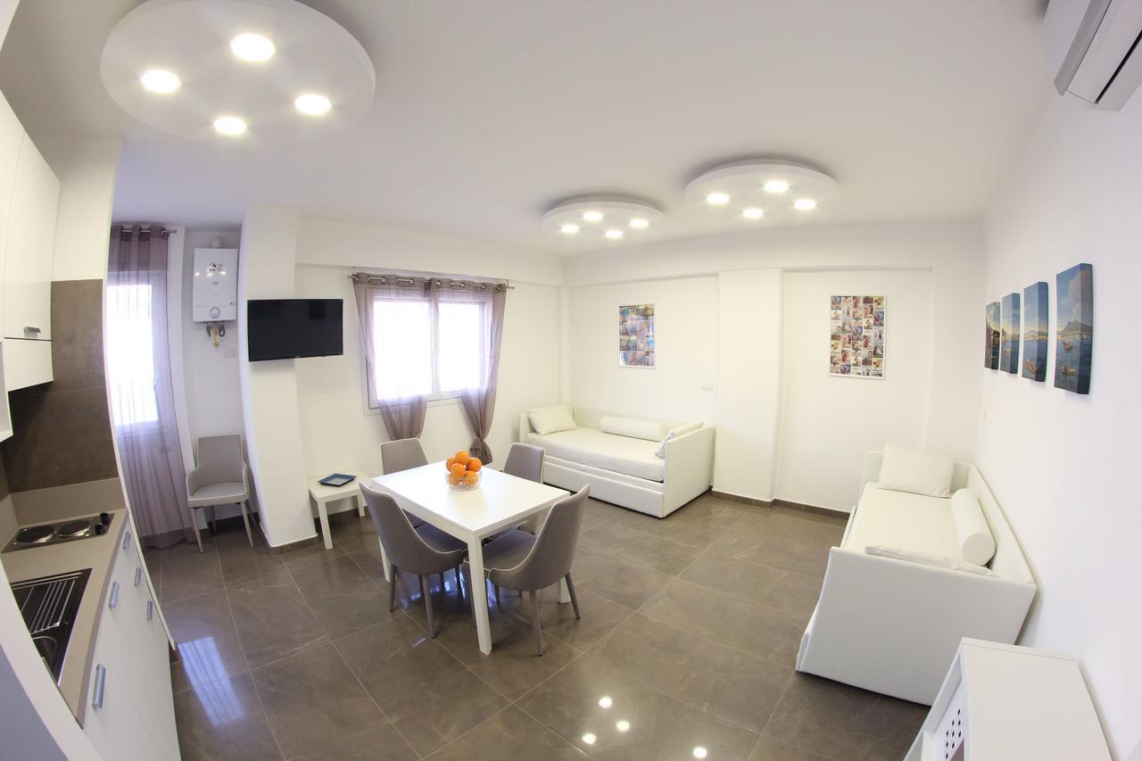 Mondo Suites Apartments * Neapel
