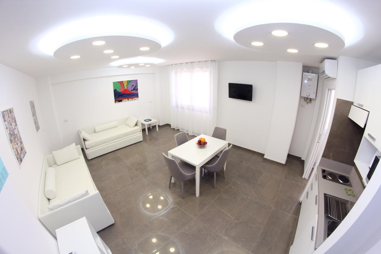 Mondo Suites Apartments * Neapel