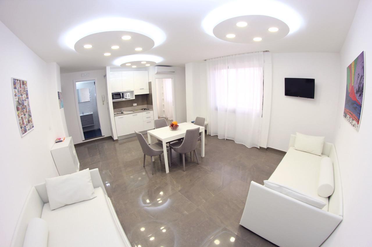 Mondo Suites Apartments * Neapel